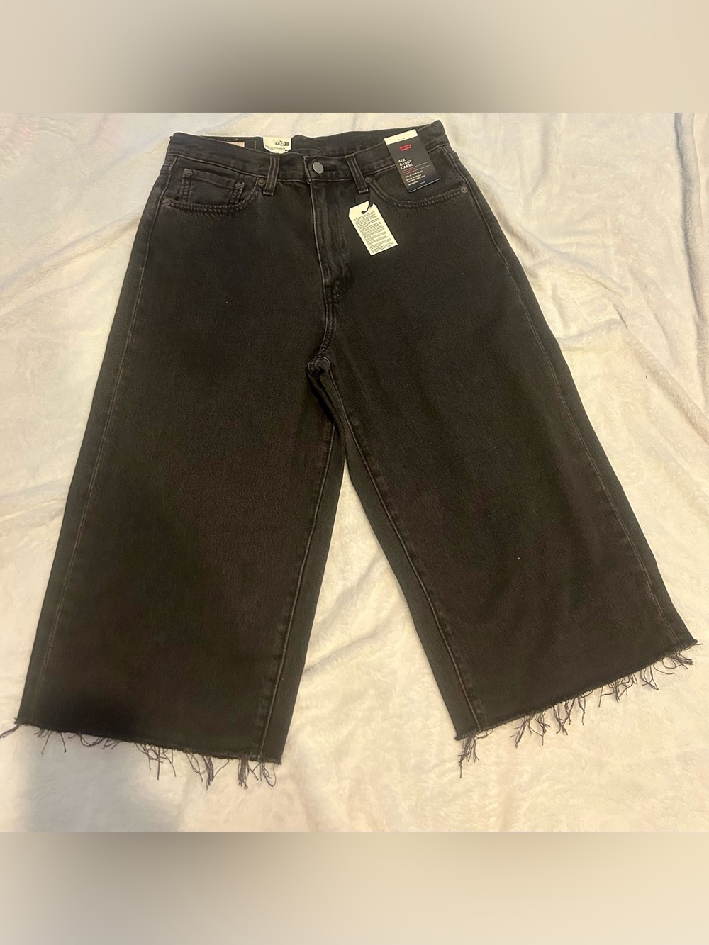 Levi’s size 30 baggy jean capris.